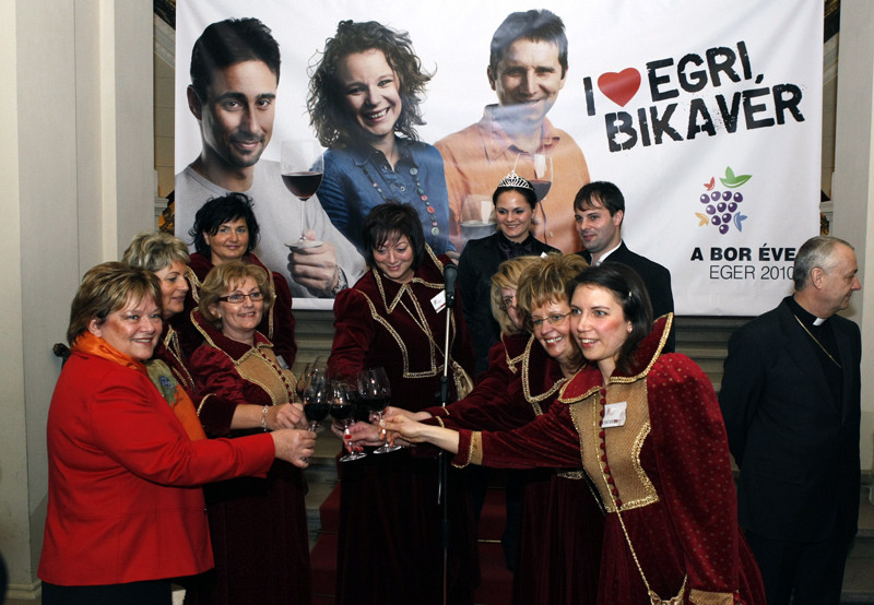 Egri Borok az Akadémián fotó