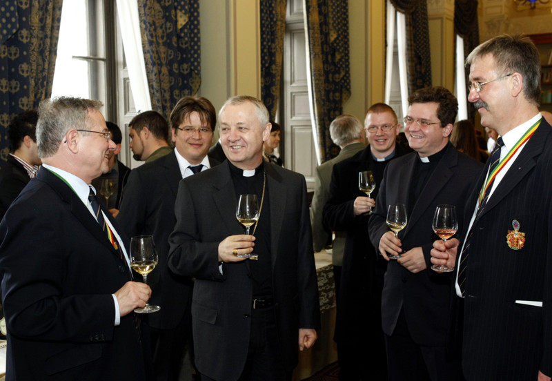 Egri Borok az Akadémián fotó