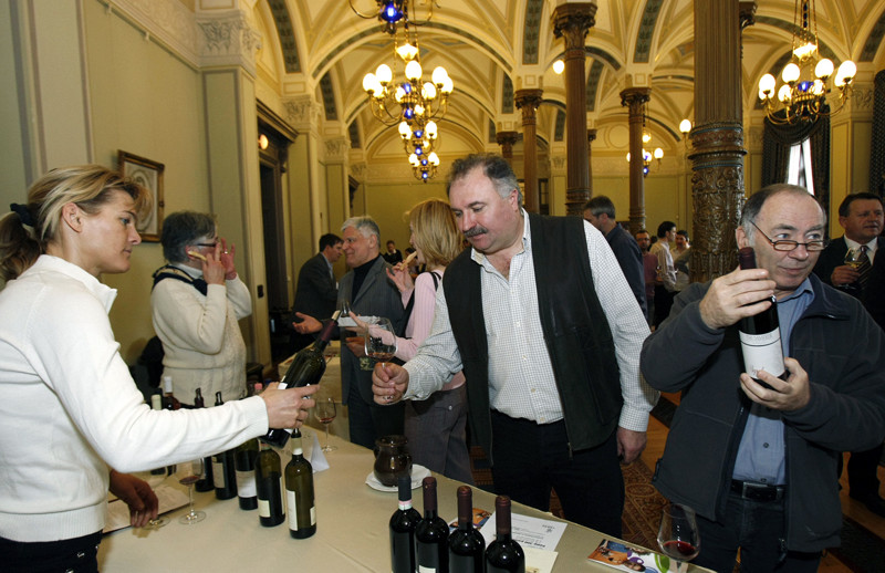 Egri Borok az Akadémián fotó